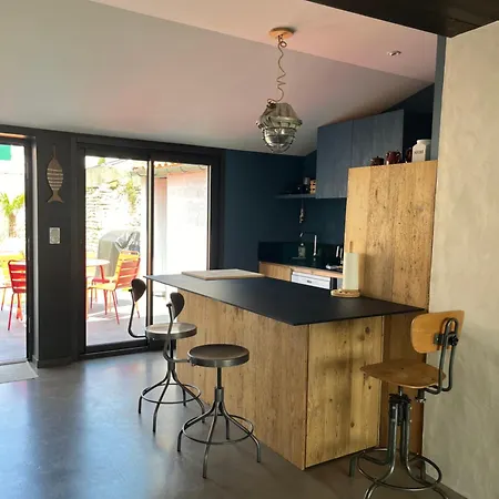 Elegante Maison Familiale Au Coeur Des Remparts De La Citadelle 빌라 Le Château-dʼOléron